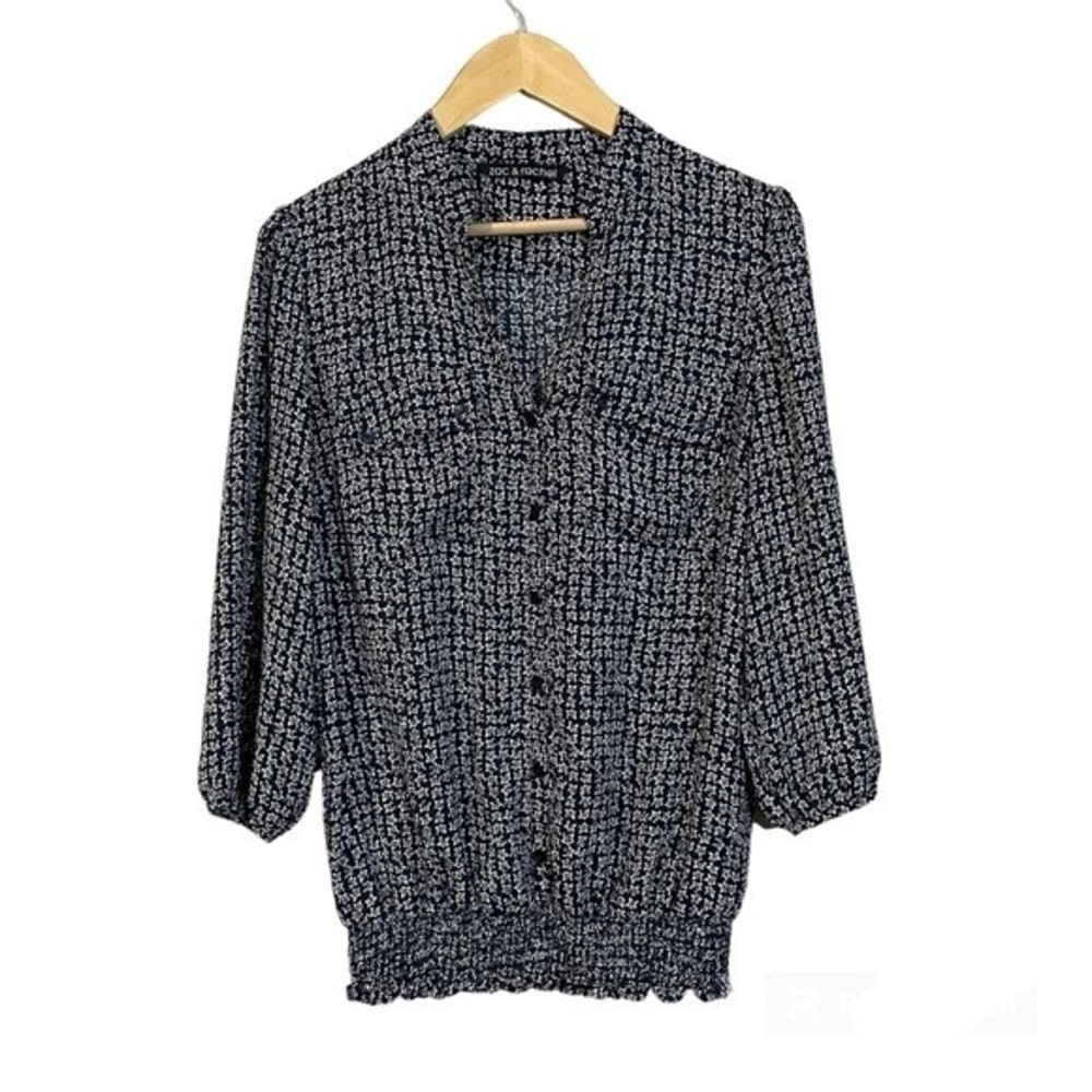 Zac & Rachel 3/4 length sleeved blouse. Navy with white stars. Women’s M